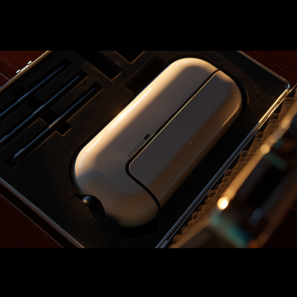 Vespera pro in fly case 1 Telescoop.co.uk - Everything for stargazing & nature observation