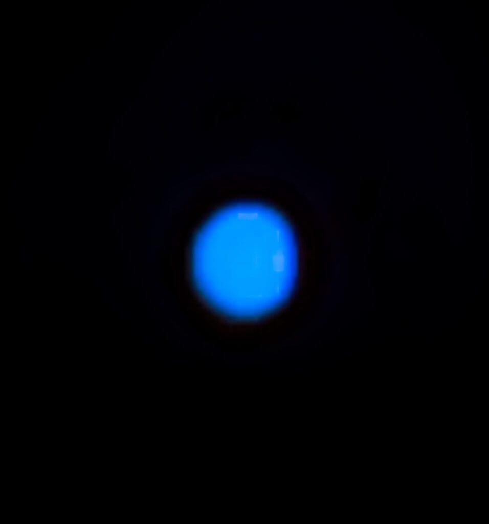 Neptune through a Telescope: a Distant, Blue Dot 3 neptunus door een telescoop 2 neptunus door een telescoop 2 Telescoop.nl - Alles voor sterrenkijken & natuurwaarneming