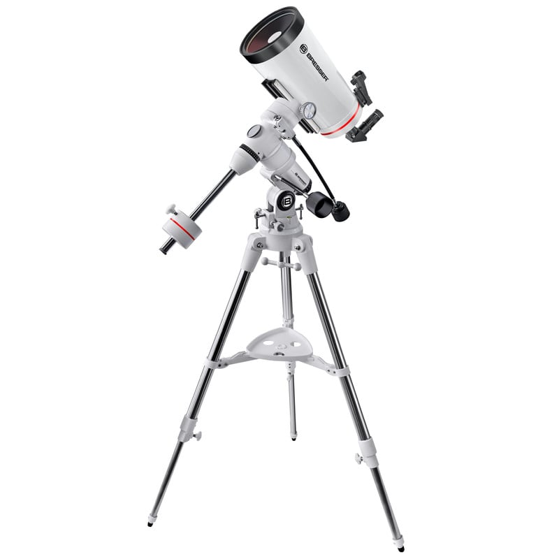 Bresser MC 127/1900 Telescoop Maksutov Messier EXOS-1 2 Bresser MC 127 1900 Telescoop Maksutov Messier EXOS 1 2 Bresser MC 127/1900 compleet gemonteerd op EXOS-1 statief inclusief accessoireplateau, kijkend omhoog.