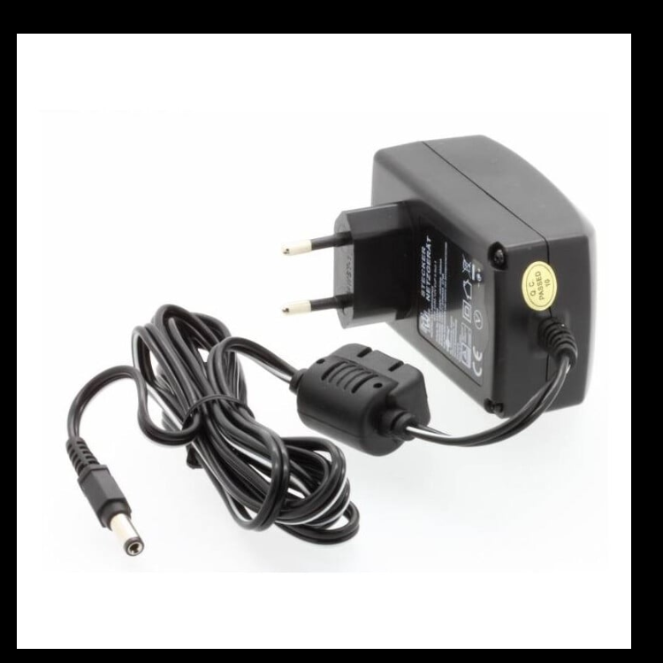 Bresser 230V / 12V 2A Stroomvoorziening 1 Bresser 230V 12V 2A Stroomvoorziening Bresser 230V / 12V 2A netadapter met eurostekker en 5,5/2,1 mm DC-uitgang voor GoTo-montering