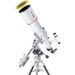 Bresser AR 152S 760 Telescoop Messier Hexafoc EXOS-2 (1) Bresser AR 152S/760 telescoop met zonnefilter en contragewichten compleet gemonteerd op EXOS-2 montering