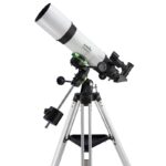 Skywatcher AC 102/500 refractor op Starquest EQ-montering met aluminium statief, tegengewicht, red dot-zoeker en sterdiagonaal.