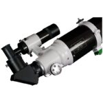 Skywatcher AC 120 1000 EQ5 Telescoop EvoStar Pro SynScan GoTo (7) Skywatcher AC 120/1000 EQ5 optische buis met focuser, 2 inch star diagonal, oculair en 9x50-zoeker los afgebeeld.