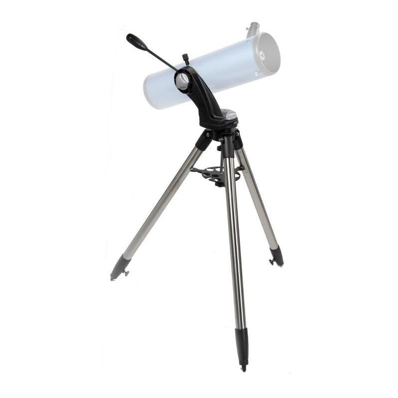 Skywatcher AZ-4 + Montering statief uit staal 1 Skywatcher AZ 4 Montering statief uit staal 2 Skywatcher AZ-4 + Montering alt-azimutaal hoofd met telescoop op roestvrijstalen driepootstatief in zijaanzicht
