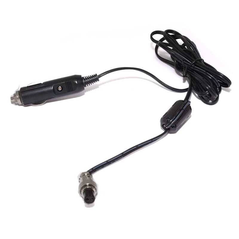 Skywatcher AZ-EQ6-montering voor Stroomkabel 1 Skywatcher AZ EQ6 montering voor Stroomkabel Skywatcher AZ-EQ6-montering 12V stroomkabel met sigarettenaanstekerplug en ronde driepolige connector, opgerolde zwarte kabel.
