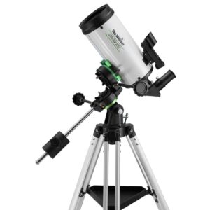 Skywatcher MC 102/1300 Maksutov-telescoop op Starquest EQ-montering met tegengewicht, red dot-zoeker en aluminium statief.
