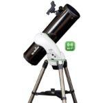 Skywatcher N 130/650 Explorer-130P AZ-Go2 zijaanzicht van telescoop met focuser en statief
