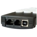 Skywatcher N 200 1000 BD EQ5 PDS Telescoop Explorer Pro SynScan GoTo (1) Skywatcher N 200/1000 BD EQ5 PDS SynScan-handbediening en aansluitmodule close-up met bedieningstoetsen en USB- en datapoorten.