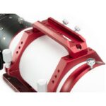 William Optics 120 780 Apochromatische refractor AP Fluorostar Red OTA (5) William Optics 120/780 detailopname van de rode buisringen en het handvat met accessoireschoen.