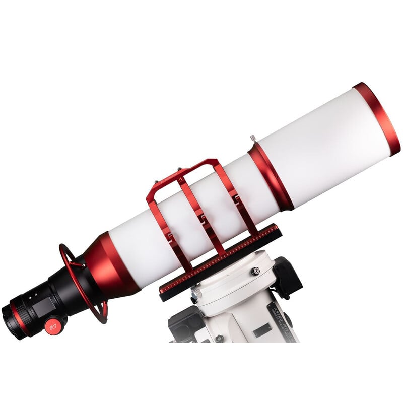 William Optics 181 AP 181/998 Apochromatische refractor Pleiades Astrograph OTA 2 William Optics 181 AP 181 998 Apochromatische refractor Pleiades Astrograph OTA 4 William Optics 181 AP 181/998 schuin achteraanzicht met buisringen en handvat