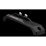 William Optics 243mm Handvat (1) William Optics 243mm handvat in perspectief met dubbele duimschroeven en montageopeningen