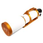 William Optics AP 132 925 Apochromatische refractor Fluorostar Gold OTA (12) William Optics AP 132/925 Fluorostar Gold OTA geassembleerd, met gemonteerd handvat, zwaluwstaart en een close-up van de focuser.