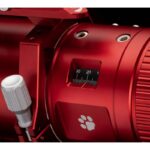 William Optics AP 71 350 71 Apochromatische refractor RedCat WIFD (6) William Optics AP 71/350 71 frontaanzicht met de objectiefkap die een ingebouwd Bahtinov-masker bevat.