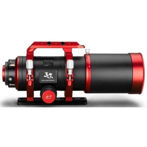 William Optics AP 76/365 76 30th Apochromatische refractor zijaanzicht gemonteerd op de zwaluwstaart.