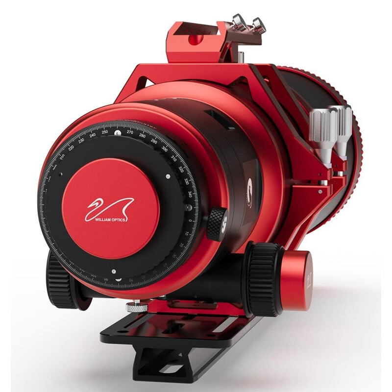 William Optics AP 108/518 Apochromatische Refractor UltraCat WIFD 2 William Optics Apochromatische refractor AP 108 518 UltraCat WIFD 6 William Optics AP 108/518 diagonaal vooraanzicht met gemonteerde dovetailbeugel