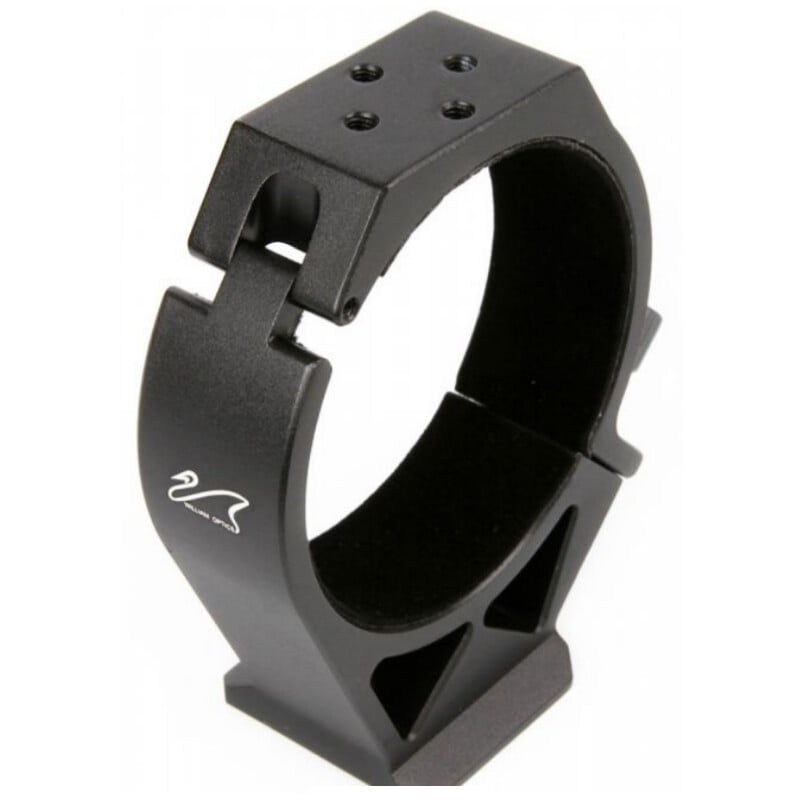 William Optics Ring Buisringen Cat Mounting 2 William Optics Ring Buisringen Cat Mounting 1 William Optics Ring achteraanzicht met het scharnier en het 'cat'-logo.