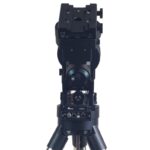 iOptron CEM70 achteraanzicht op aansluitingen, poorten en kabelmanagementsystemen