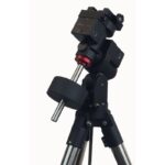 iOptron GEM28 1.5 Montering AccuAlign Tripod (1) iOptron GEM28 1.5 montering met contragewicht gemonteerd op AccuAlign statief