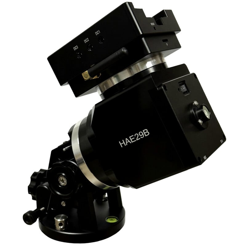 iOptron HAE29B AZ/EQ Montering Dual SWG iMate 1 iOptron HAE29B AZ EQ Montering Dual SWG iMate 1 iOptron HAE29B AZ/EQ zijaanzicht van montering met iMate control box en Vixen/Losmandy-sleepklem