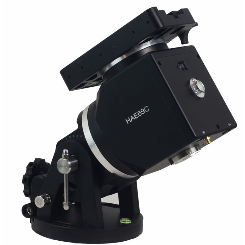 iOptron HAE69C Montering Dubbel AZ/EQ 1 iOptron HAE69C Montering Dubbel AZ EQ 1 iOptron HAE69C linkerzijaanzicht van montering met zwarte CNC-gefreesde behuizing en aandrijfeenheid