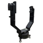 iOptron HAZ130 Montering Strain Wave Alt-AZ (1) iOptron HAZ130 robuuste vorkmontering met zwarte CNC-afwerking en zichtbare waterpas op basisplaat