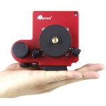 iOptron SkyTracker Pro met DSLR-camera gemonteerd in equatoriale positie, klaar voor tracking