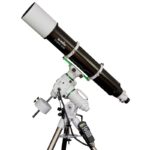 Skywatcher AP 150 1200 ED EQ6R Apochromatische Refractor GoTo (2) Skywatcher AP 150/1200 op EQ6-R PRO GoTo-montering op stalen statief zijaanzicht met uitgeschoven dauwkap.