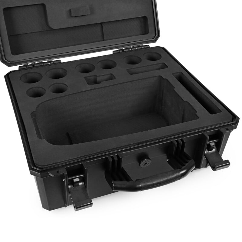 Omegon Harde Koffer voor 100mm Brightsky Bino 2 Omegon Harde koffer voor 100mm Brightsky bino 2 Omegon Harde Koffer rechtopstaand met bovenklep naar achter geopend en zicht op schuimvulling