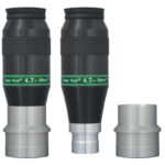 TeleVue Oculair Ethos 4,7mm 1,25"/2" vergelijking met twee Ethos 4,7 mm oculairs naast een losse 2 inch skirt/verloopdeel op witte achtergrond